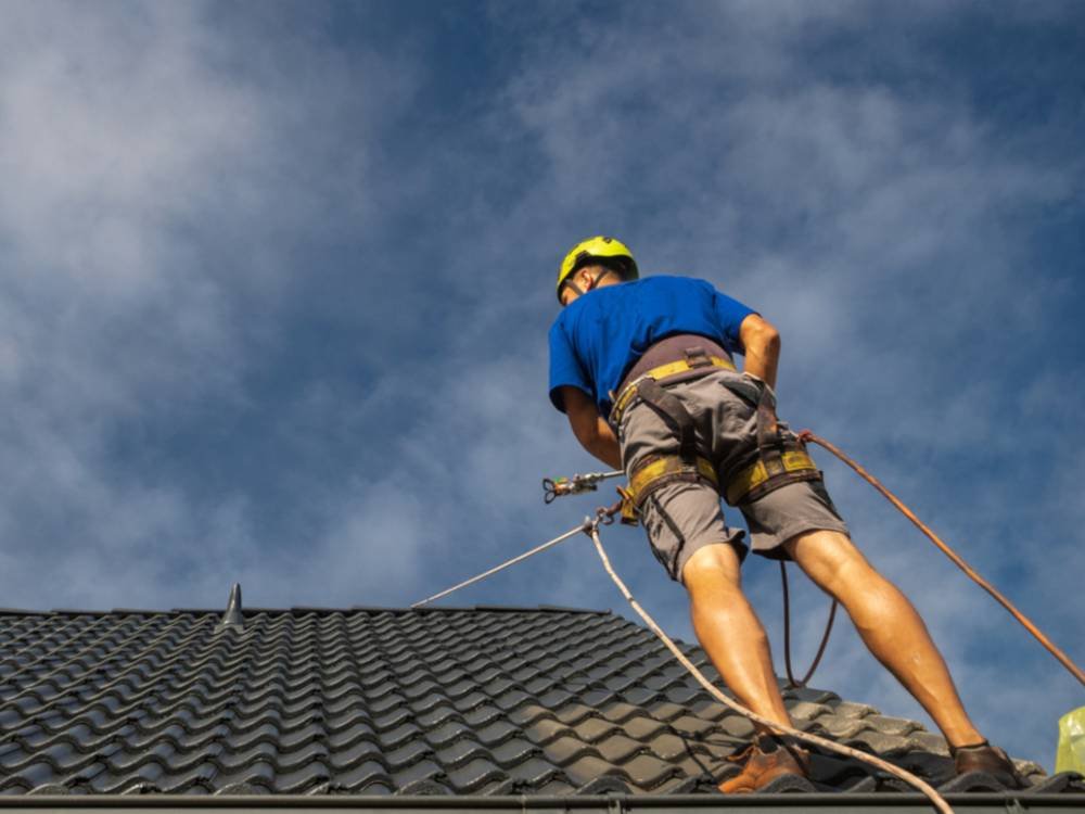 Tiled roof painting Melbourne